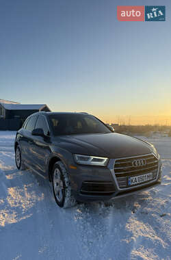 Позашляховик / Кросовер Audi Q5 2019 в Києві