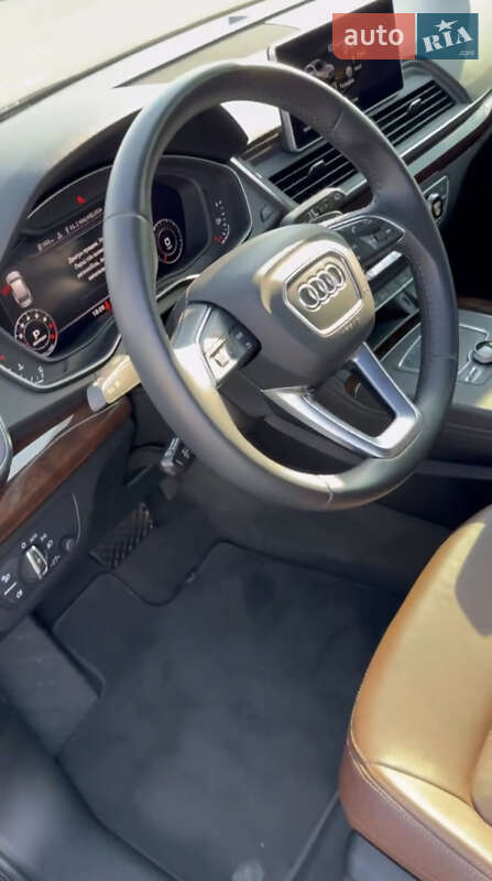 Позашляховик / Кросовер Audi Q5 2020 в Києві фото 2 Позашляховик / Кросовер Audi Q5 2020 в Києві