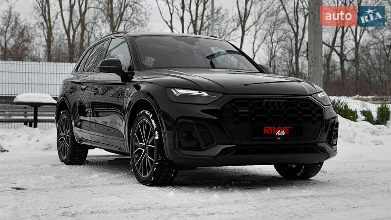 Позашляховик / Кросовер Audi Q5 2021 в Рівному
