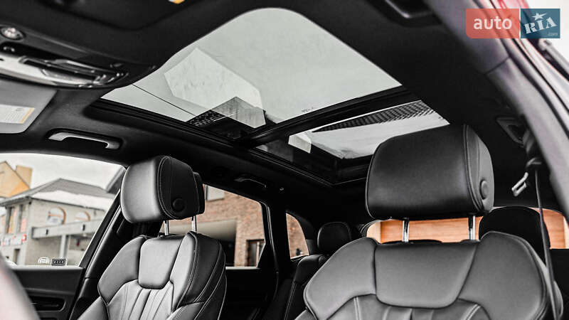 Позашляховик / Кросовер Audi Q5 2021 в Рівному