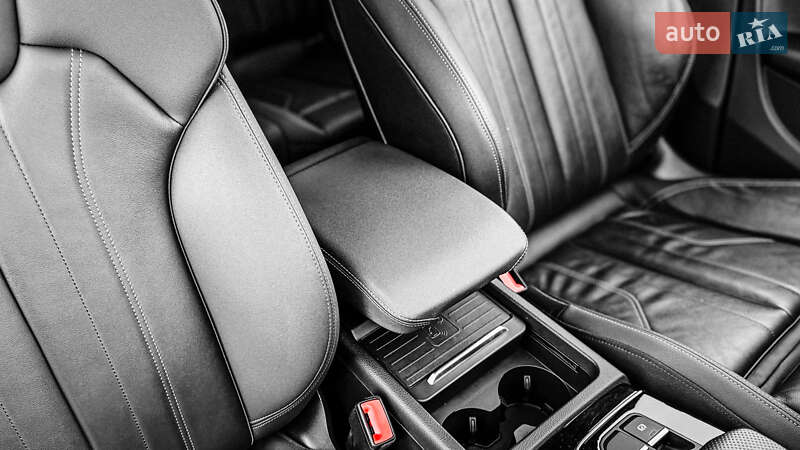 Позашляховик / Кросовер Audi Q5 2021 в Рівному