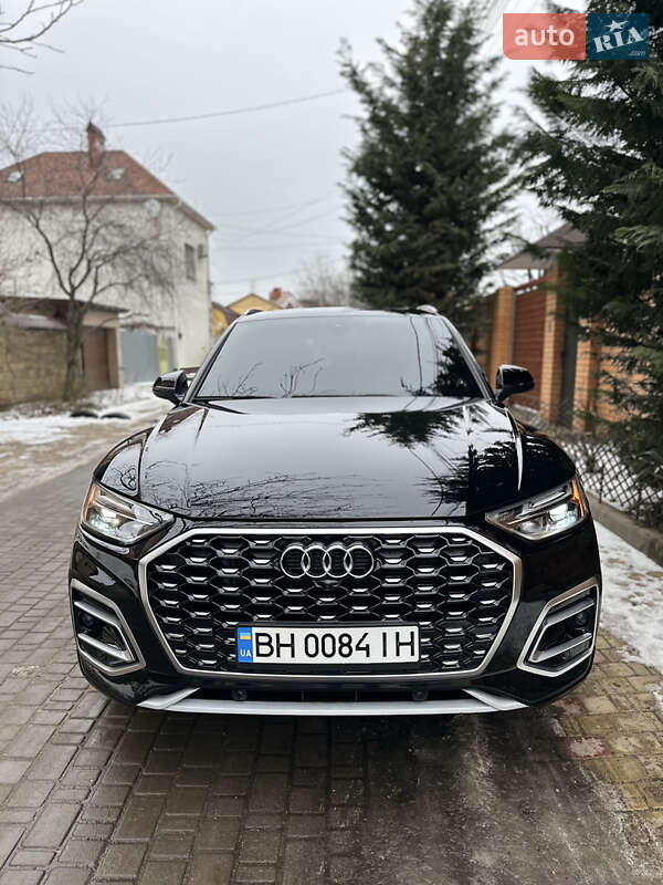 Позашляховик / Кросовер Audi Q5 2021 в Одесі
