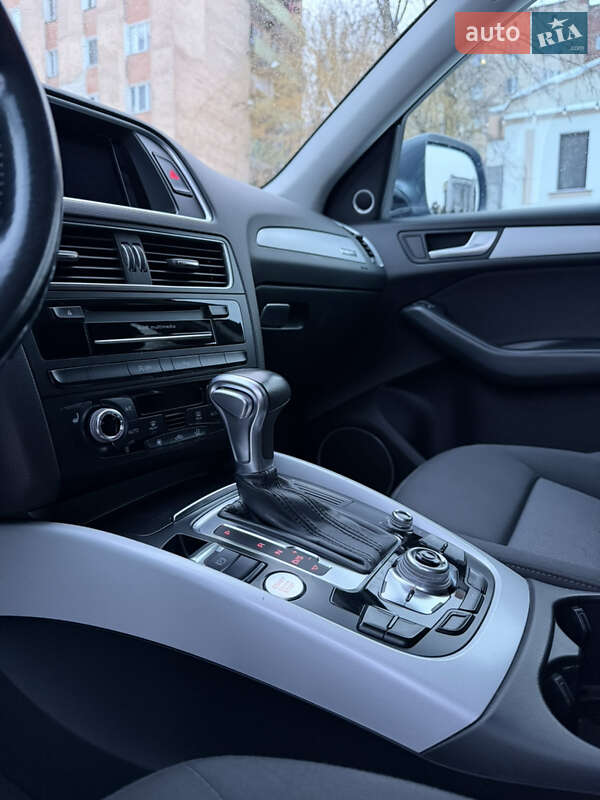 Позашляховик / Кросовер Audi Q5 2015 в Кам'янець-Подільському
