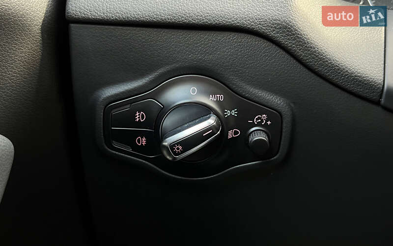 Позашляховик / Кросовер Audi Q5 2016 в Львові фото 14 Позашляховик / Кросовер Audi Q5 2016 в Львові