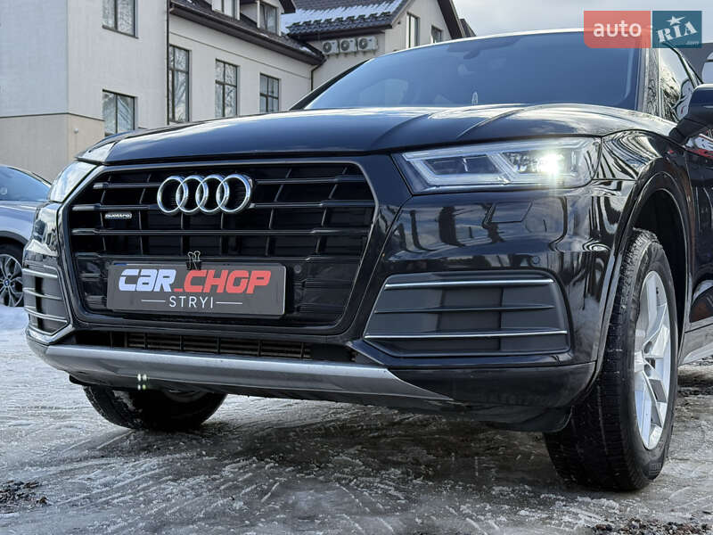 Внедорожник / Кроссовер Audi Q5 2017 в Стрые