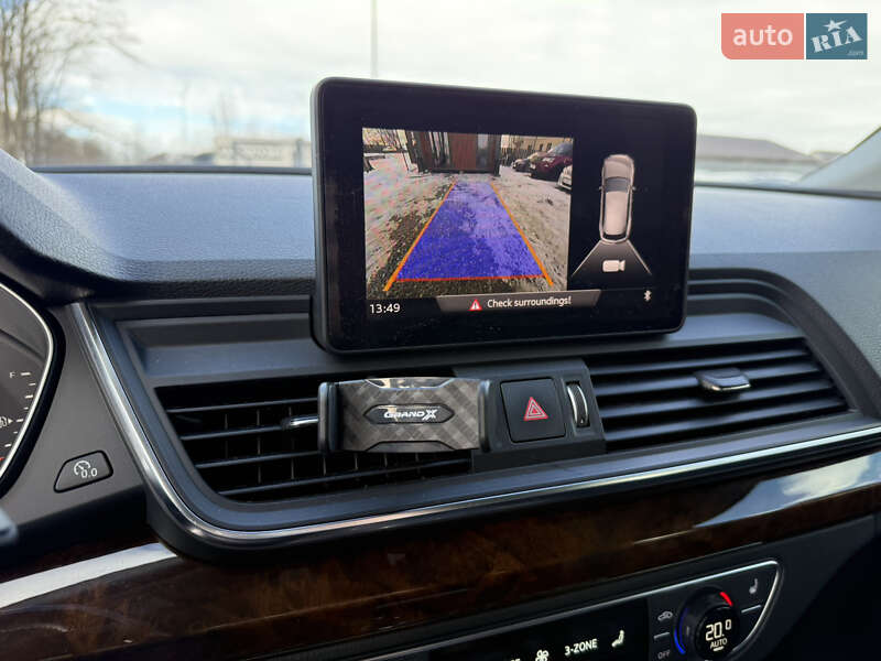 Внедорожник / Кроссовер Audi Q5 2017 в Стрые