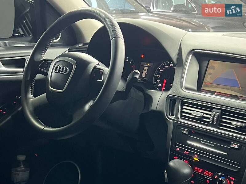 Позашляховик / Кросовер Audi Q5 2011 в Одесі фото 9 Позашляховик / Кросовер Audi Q5 2011 в Одесі