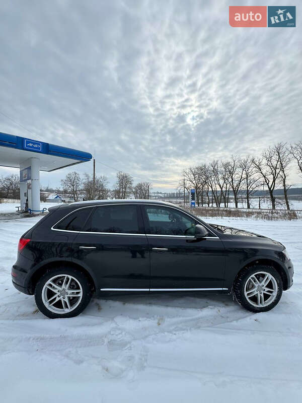 Внедорожник / Кроссовер Audi Q5 2014 в Сокирянах