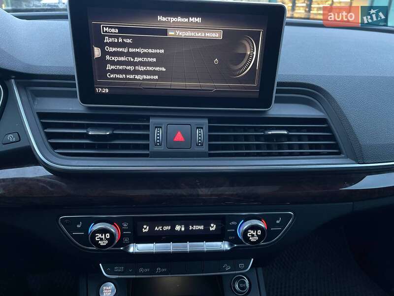 Внедорожник / Кроссовер Audi Q5 2017 в Хмельницком