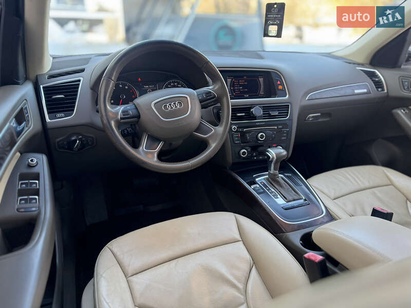 Позашляховик / Кросовер Audi Q5 2016 в Львові фото 38 Позашляховик / Кросовер Audi Q5 2016 в Львові