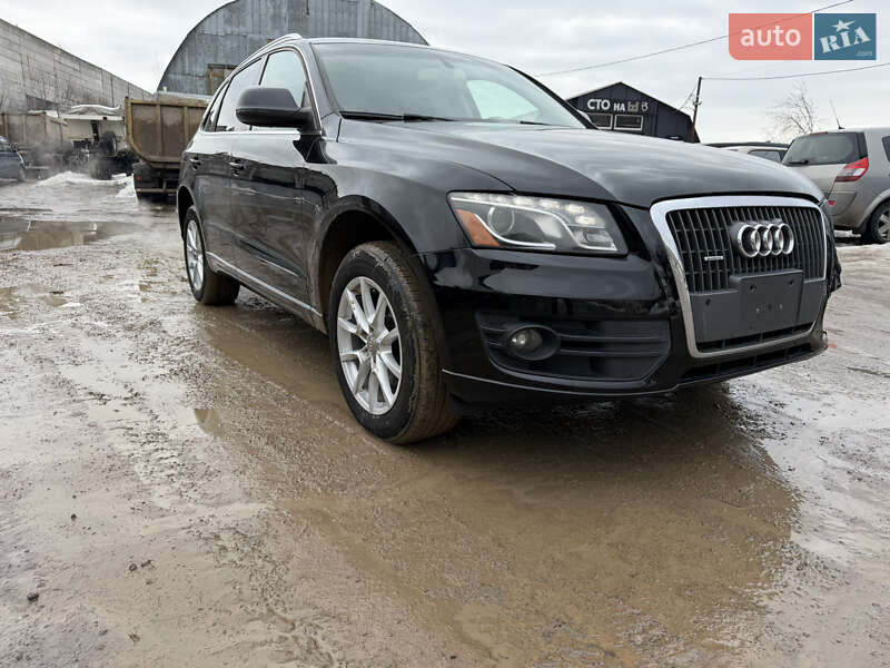 Позашляховик / Кросовер Audi Q5 2010 в Львові