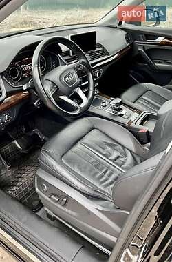 Позашляховик / Кросовер Audi Q5 2017 в Львові