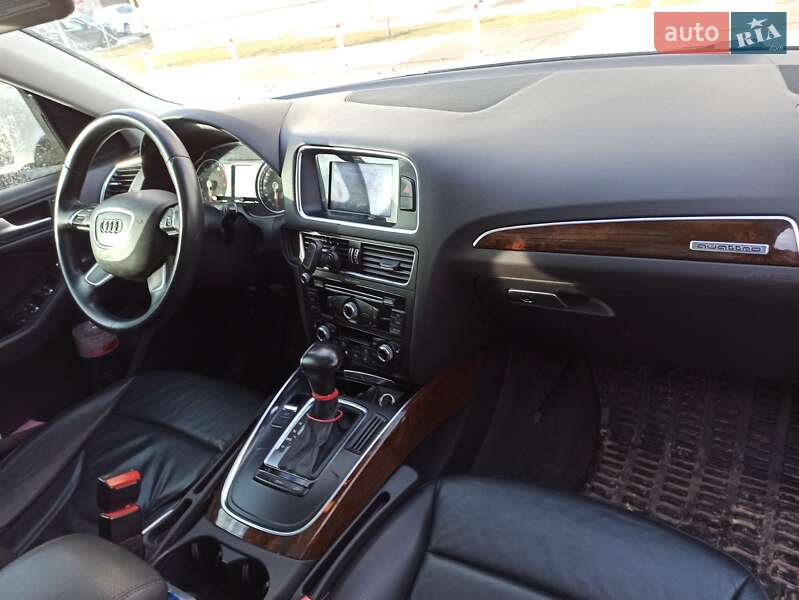 Позашляховик / Кросовер Audi Q5 2014 в Львові