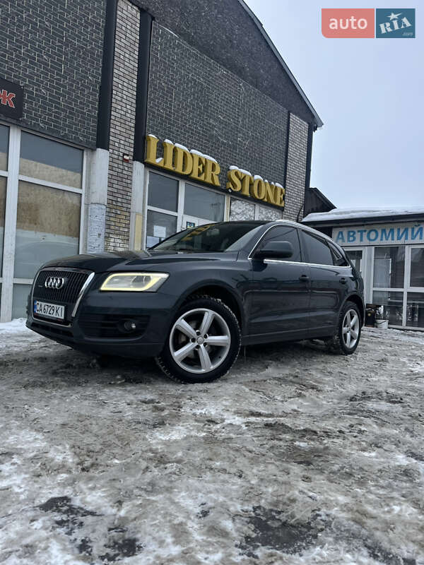 Внедорожник / Кроссовер Audi Q5 2009 в Киеве фото 4 Внедорожник / Кроссовер Audi Q5 2009 в Киеве