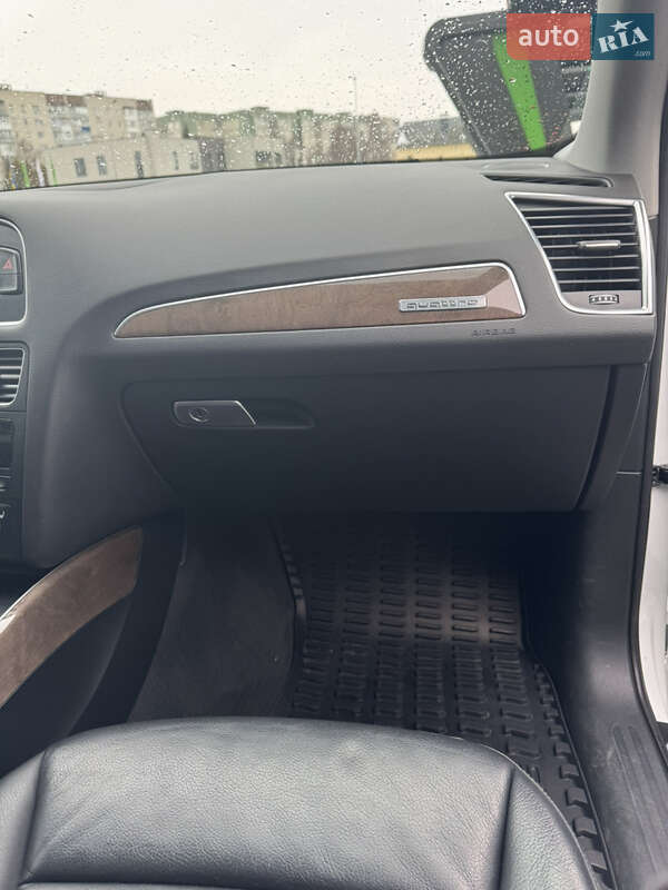 Позашляховик / Кросовер Audi Q5 2016 в Луцьку фото 33 Позашляховик / Кросовер Audi Q5 2016 в Луцьку