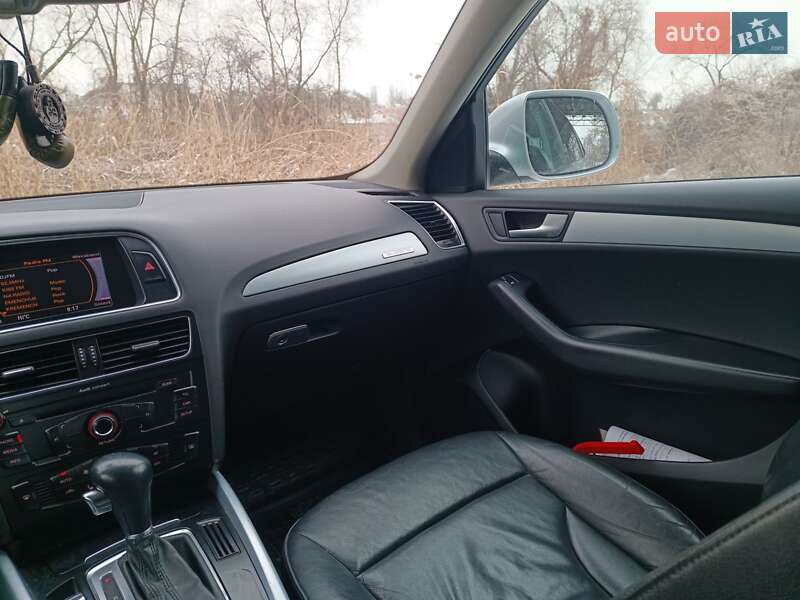 Позашляховик / Кросовер Audi Q5 2011 в Кременчуці фото 6 Позашляховик / Кросовер Audi Q5 2011 в Кременчуці