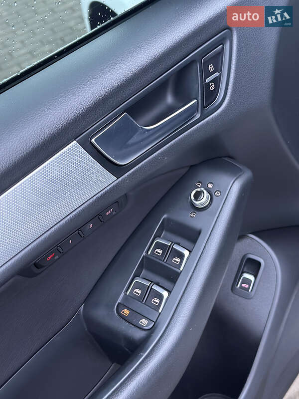 Внедорожник / Кроссовер Audi Q5 2015 в Ужгороде