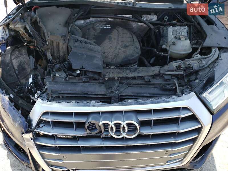 Позашляховик / Кросовер Audi Q5 2018 в Рівному фото 12 Позашляховик / Кросовер Audi Q5 2018 в Рівному
