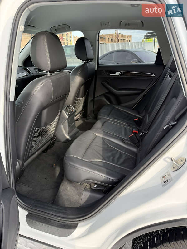 Позашляховик / Кросовер Audi Q5 2013 в Луцьку фото 11 Позашляховик / Кросовер Audi Q5 2013 в Луцьку