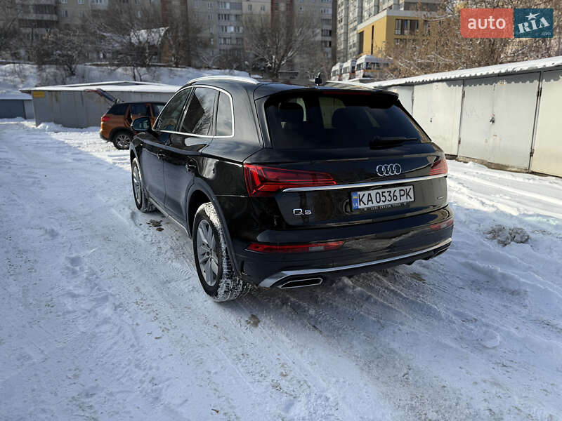 Позашляховик / Кросовер Audi Q5 2021 в Києві фото 10 Позашляховик / Кросовер Audi Q5 2021 в Києві