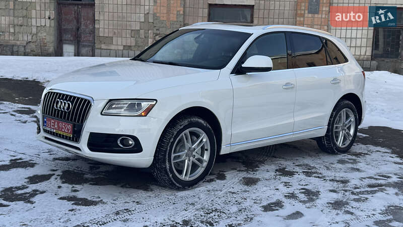 Внедорожник / Кроссовер Audi Q5 2015 в Дубно