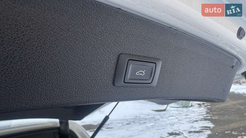 Внедорожник / Кроссовер Audi Q5 2015 в Дубно