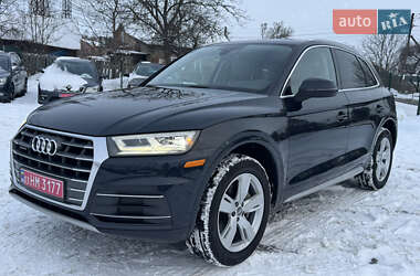 Позашляховик / Кросовер Audi Q5 2017 в Луцьку