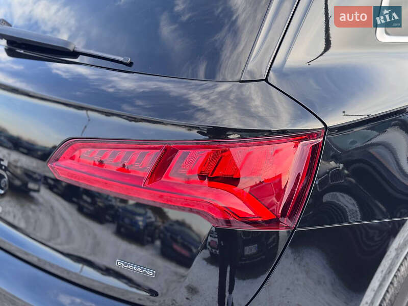 Позашляховик / Кросовер Audi Q5 2020 в Івано-Франківську