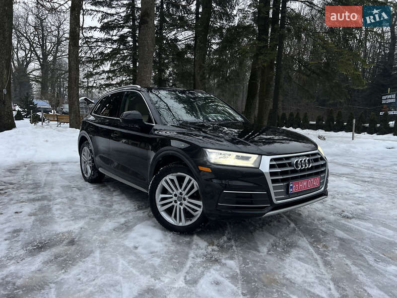 Позашляховик / Кросовер Audi Q5 2019 в Львові