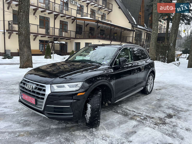 Позашляховик / Кросовер Audi Q5 2019 в Львові