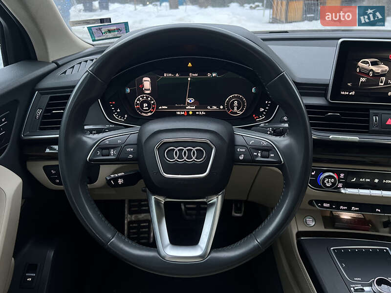 Позашляховик / Кросовер Audi Q5 2019 в Львові