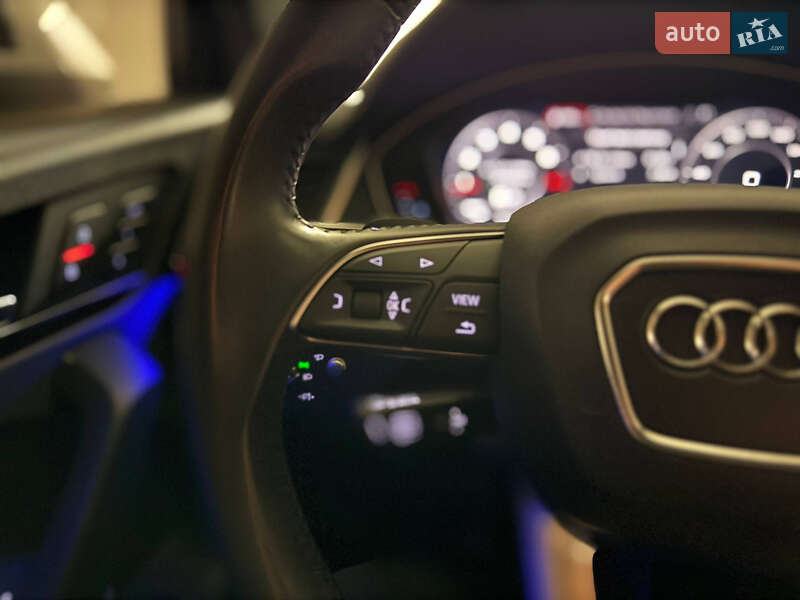 Внедорожник / Кроссовер Audi Q5 2018 в Киеве