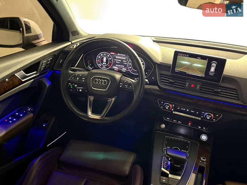 Внедорожник / Кроссовер Audi Q5 2018 в Киеве