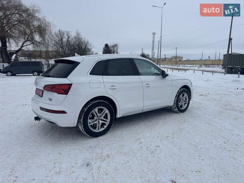 Позашляховик / Кросовер Audi Q5 2018 в Володимирі фото 23 Позашляховик / Кросовер Audi Q5 2018 в Володимирі