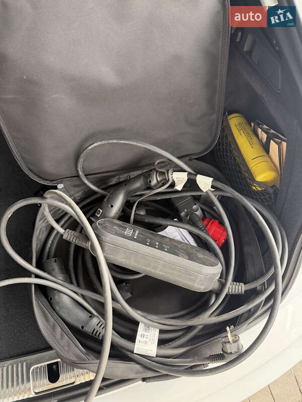 Внедорожник / Кроссовер Audi Q5 2022 в Луцке фото 4 Внедорожник / Кроссовер Audi Q5 2022 в Луцке