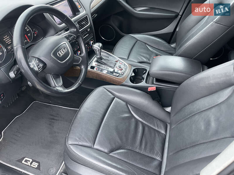 Внедорожник / Кроссовер Audi Q5 2013 в Мукачево