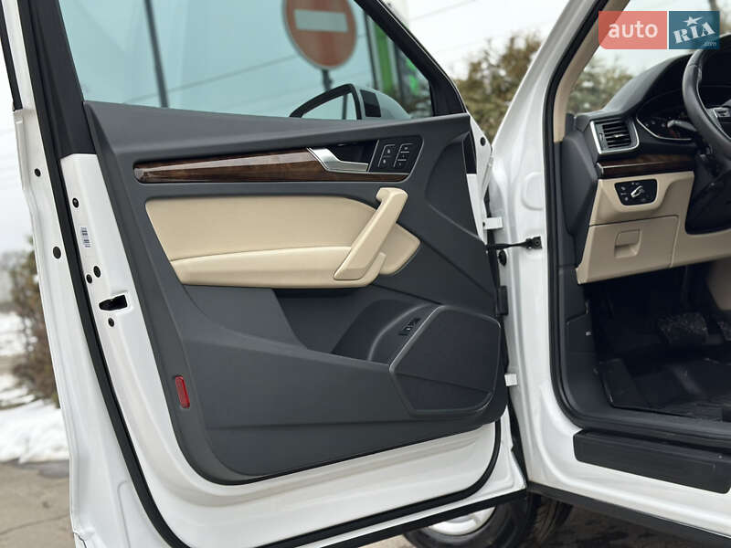 Внедорожник / Кроссовер Audi Q5 2020 в Дрогобыче фото 55 Внедорожник / Кроссовер Audi Q5 2020 в Дрогобыче