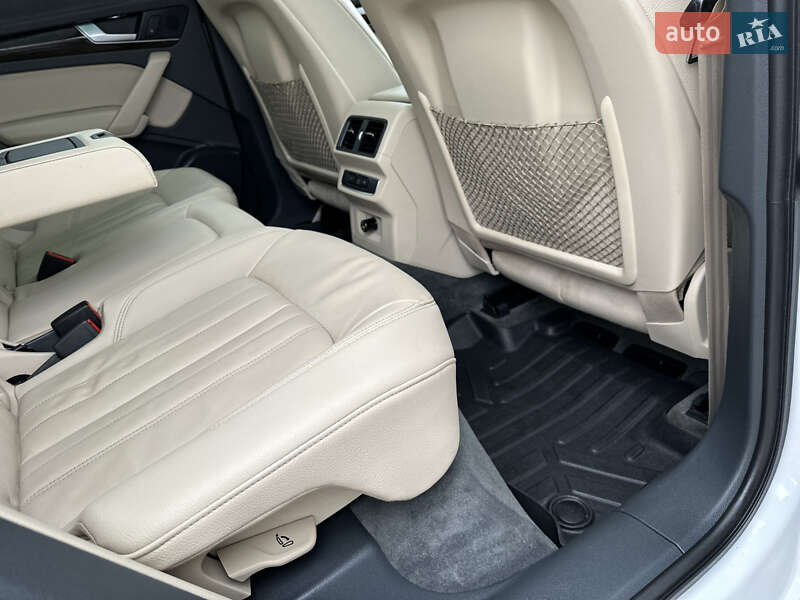 Внедорожник / Кроссовер Audi Q5 2020 в Дрогобыче фото 108 Внедорожник / Кроссовер Audi Q5 2020 в Дрогобыче