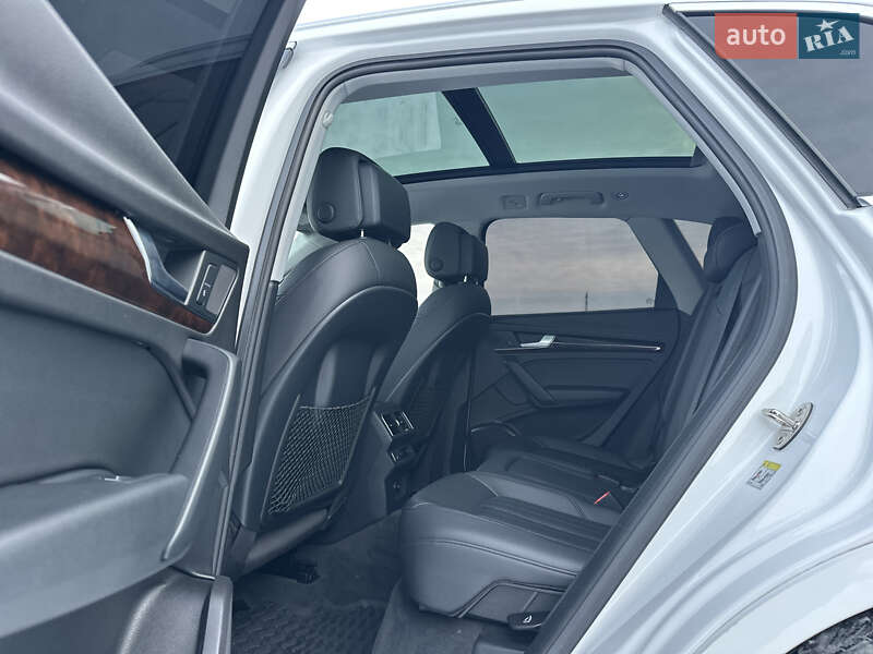 Позашляховик / Кросовер Audi Q5 2018 в Рівному фото 26 Позашляховик / Кросовер Audi Q5 2018 в Рівному