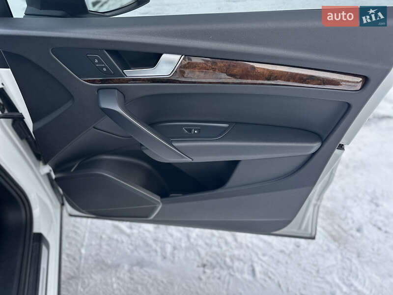 Позашляховик / Кросовер Audi Q5 2018 в Рівному фото 41 Позашляховик / Кросовер Audi Q5 2018 в Рівному