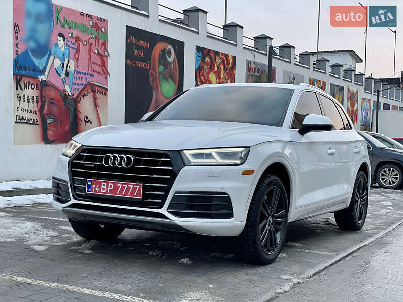 Позашляховик / Кросовер Audi Q5 2018 в Львові