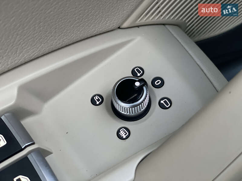 Позашляховик / Кросовер Audi Q5 2018 в Львові