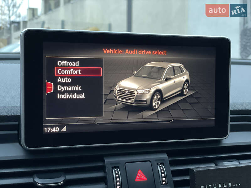 Позашляховик / Кросовер Audi Q5 2018 в Львові