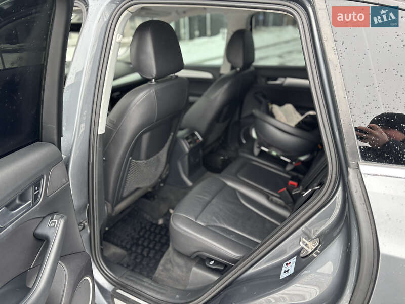 Внедорожник / Кроссовер Audi Q5 2013 в Ровно