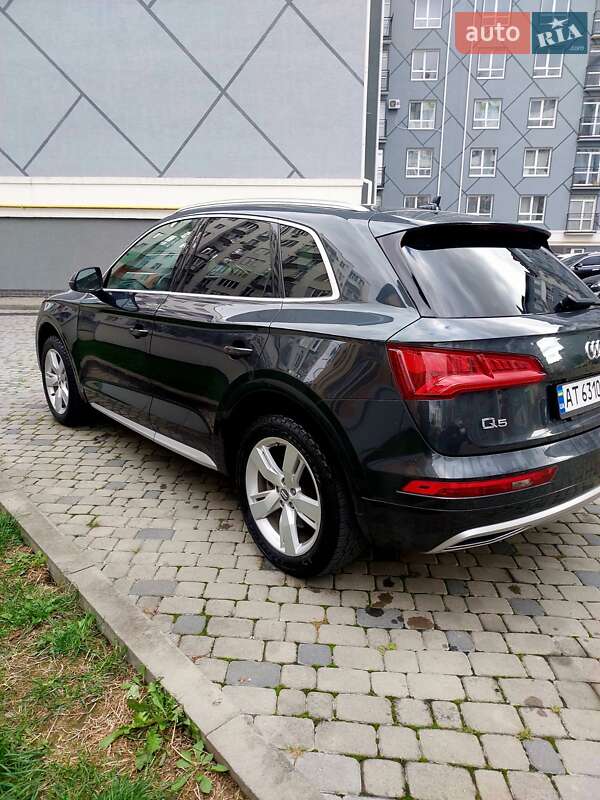 Внедорожник / Кроссовер Audi Q5 2018 в Ивано-Франковске