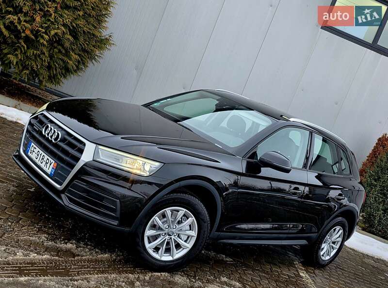Позашляховик / Кросовер Audi Q5 2018 в Івано-Франківську