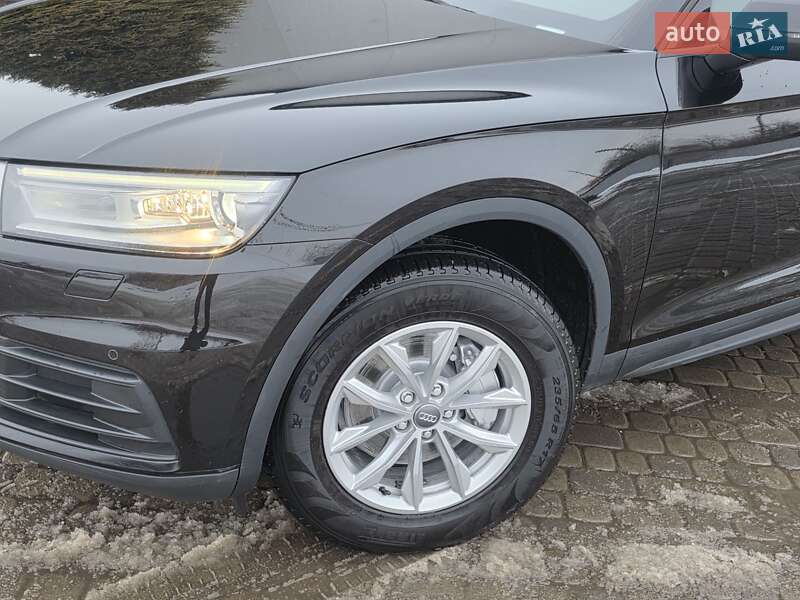Позашляховик / Кросовер Audi Q5 2018 в Івано-Франківську