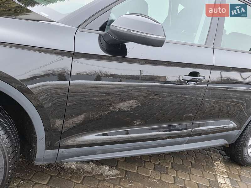 Позашляховик / Кросовер Audi Q5 2018 в Івано-Франківську