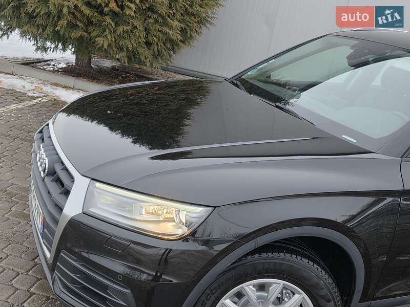 Позашляховик / Кросовер Audi Q5 2018 в Івано-Франківську