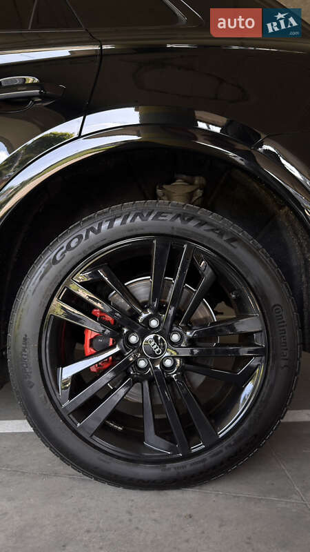 Позашляховик / Кросовер Audi Q5 2017 в Львові